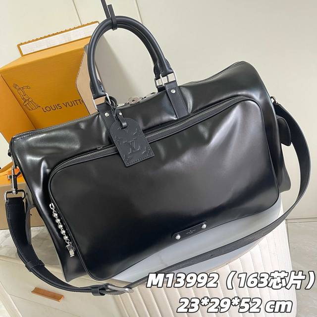 163C01 Chip version, internal price p, Style No.: M13992. All leather, original