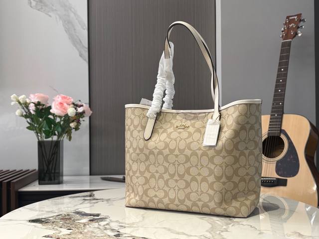 Replica edition with box Size: 35*27cm Coach's new vanilla white tote bag 33 I h
