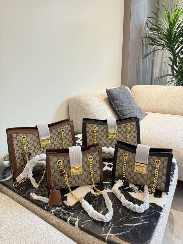Gucci padlock Gucci padlock counter sales style, with receipt and dust bag, huge