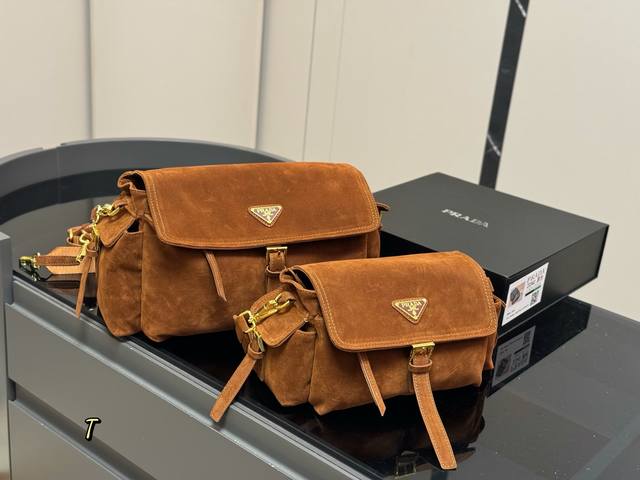 No boxSize: 36cm 28cm Prada Hobo vintage underarm bagMore casual and simple, Tot