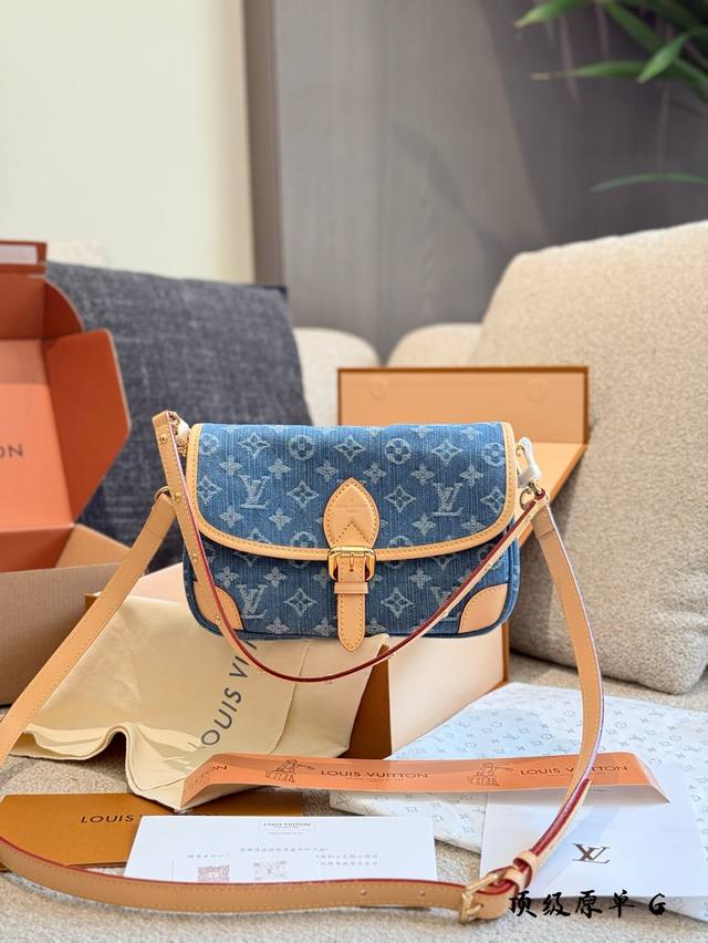 Lv June new denim baguette online top original single picture packaging 28Cm