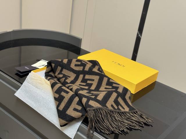 Original with box Size: 35*180Cm Here it comes! Fendi is always popular for its