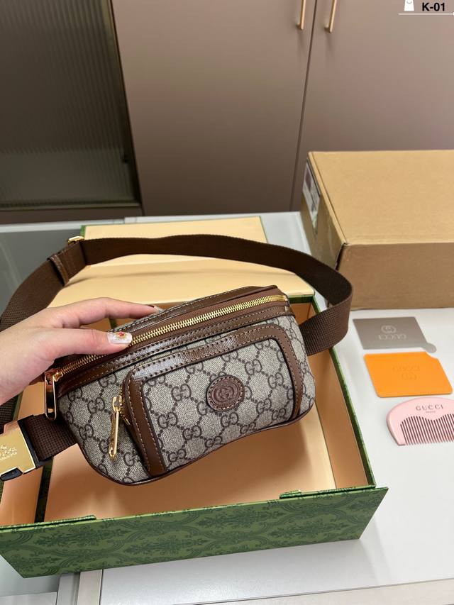 Chip version with mirror and wooden comb Gucci Gucci Cool Classic monogram mult