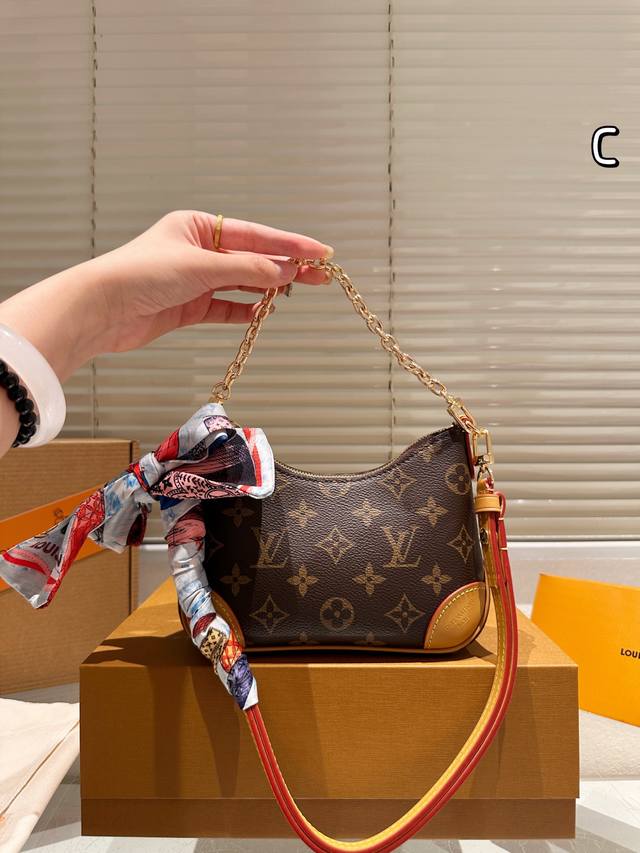 Variable code chip with silk scarf Mini croissant chip version Lv monogram croi