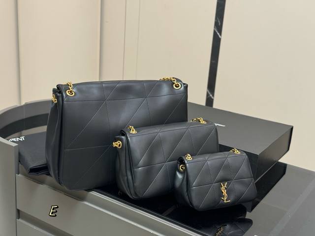 With boxSaint Laurent's new Jamie chain bag. Saint Laurent's new large Jamie bag