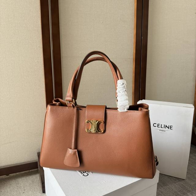 Celine 23