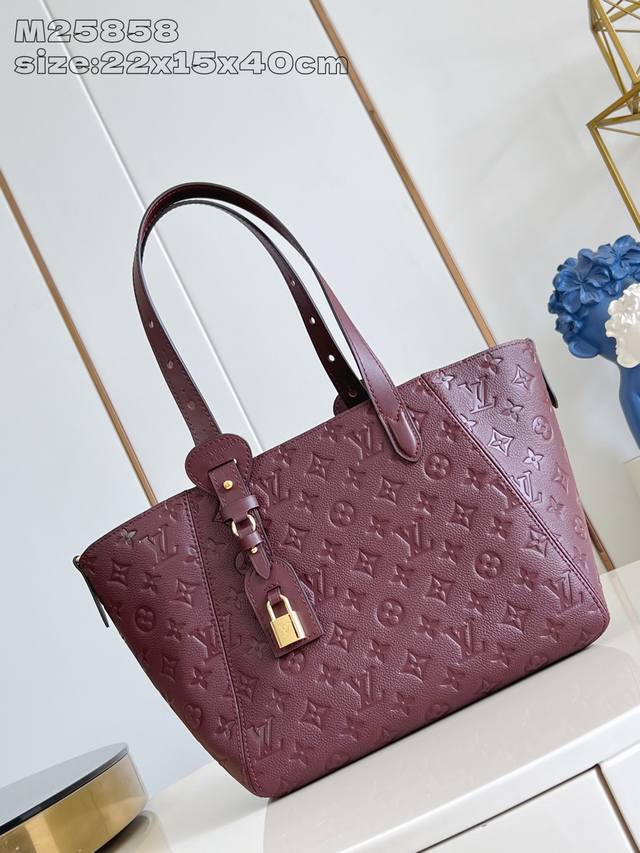 Original leather Exclusive photo M25858 Maroon embossed M25890 This All In One