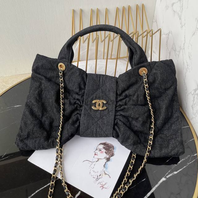 Large! Chanel 25C Fall/Winter Catwalk Bow! Bag Design and Style Analysis: Diver