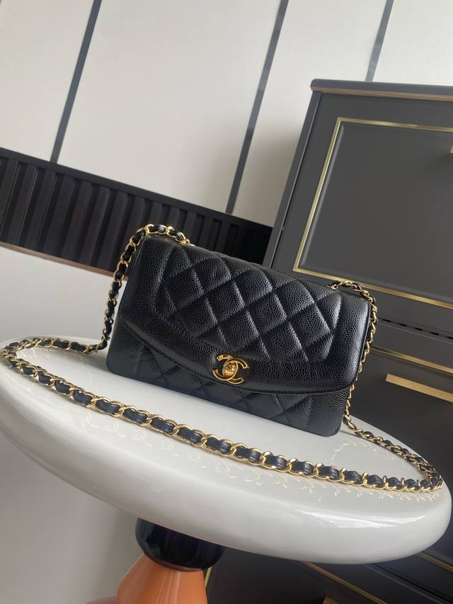 In stock~ Chane vintage CF chain bag in black with ball pattern Soft and soft c