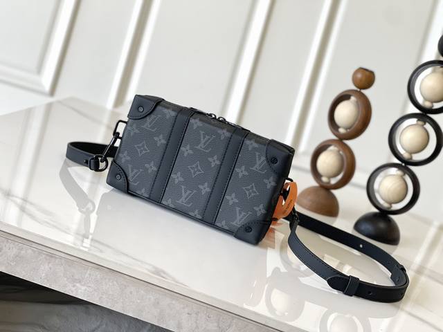 Exclusive photos of the chip-swappable version, M69838. The Trunk Wallet is cra