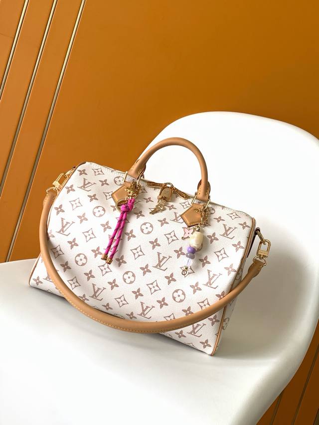 N87212 Ostrich pattern M11495 Monogram M12243 Black M15108 Dune color. The Speed