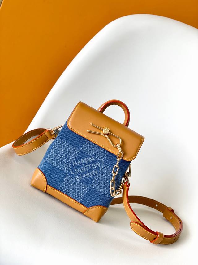 Top original single N40751 Denim Blue Nano Steamer draws inspiration from the S