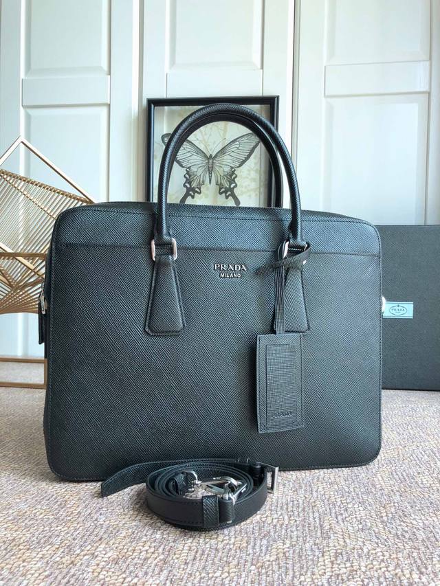 New men's bag exclusive first release, thickness 4Cm4Cm, another ultra-thin mod