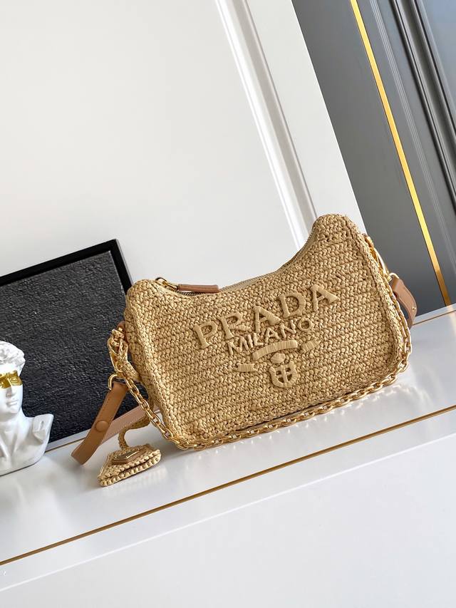Straw 3D embroidery has arrived. This Hobo hand-woven design is amazing. The 3D