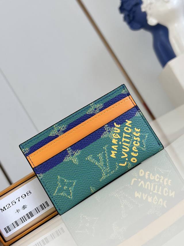 Factory Price p Premium Original M25798 This stylish card holder in new Monogra