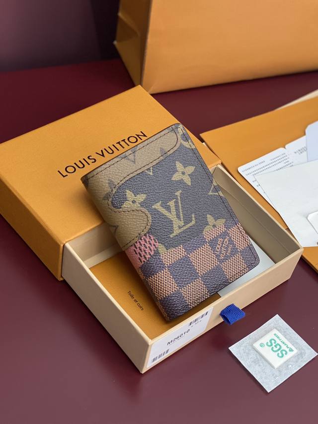 Factory Price: M26010. This pocket wallet is part of the Monogram Landscape col