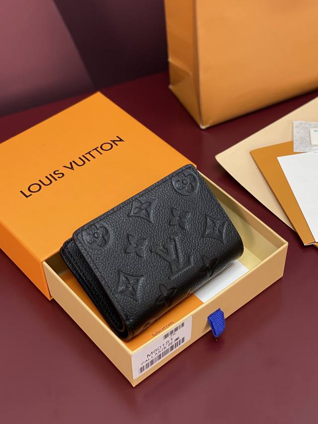 Factory Price p M80151 Black Embossed! The Cl