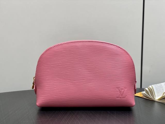Original boutique M15198 Pink Water Ripple Cosmetic Bag, new this season. This s