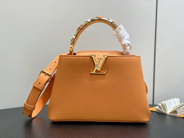 Original boutique M14976 Tauriel Four-Leaf Clover Full Leather Cap Na Ying Style