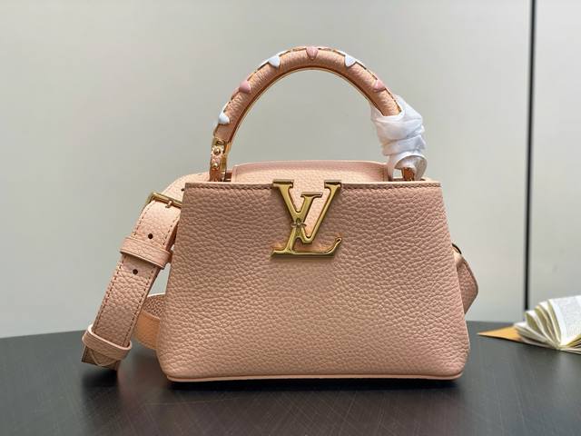 Original boutique M14976 nude four-leaf clover full leather Cap, Na Ying style.