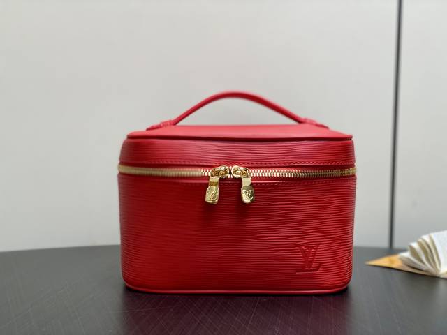 Original boutique M15191 Red Water Ripple Cosmetic Bag, a new season's Nice Mini
