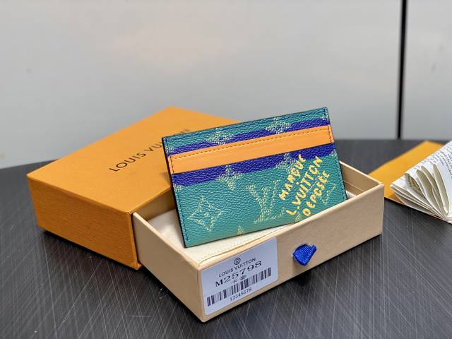 Original boutique M25798 Green Silkscreen Card Holder and Wallet Porte Cartes D