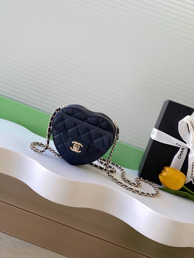 25B Heart Mini The heart model is really beautiful and it is hard to buy even as
