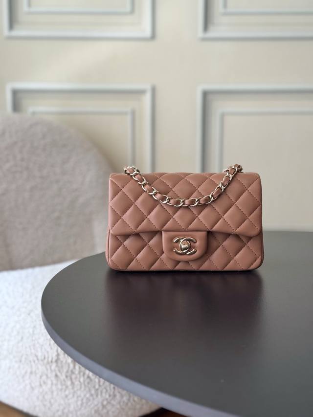 Upgraded version Full name Classic Fla0 Large Mini Lambskin Size: 12*20*6cm Leat