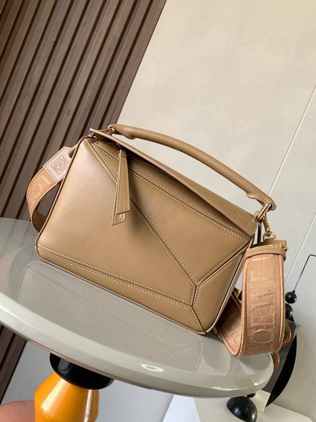 Geometric bag 24cm puzzle handbag! Original imported Nappa calfskin Luojia's pop