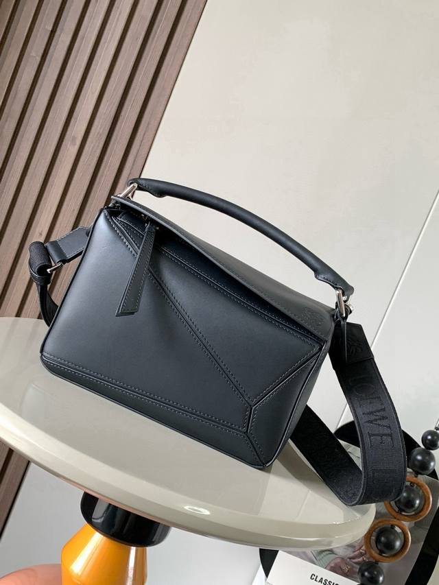 Geometric bag 24cm puzzle handbag! Original imported Nappa calfskin Luojia's pop
