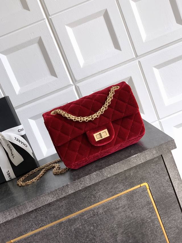 Top-quality original bright red Chanel 552225A velvet black upgraded version 20