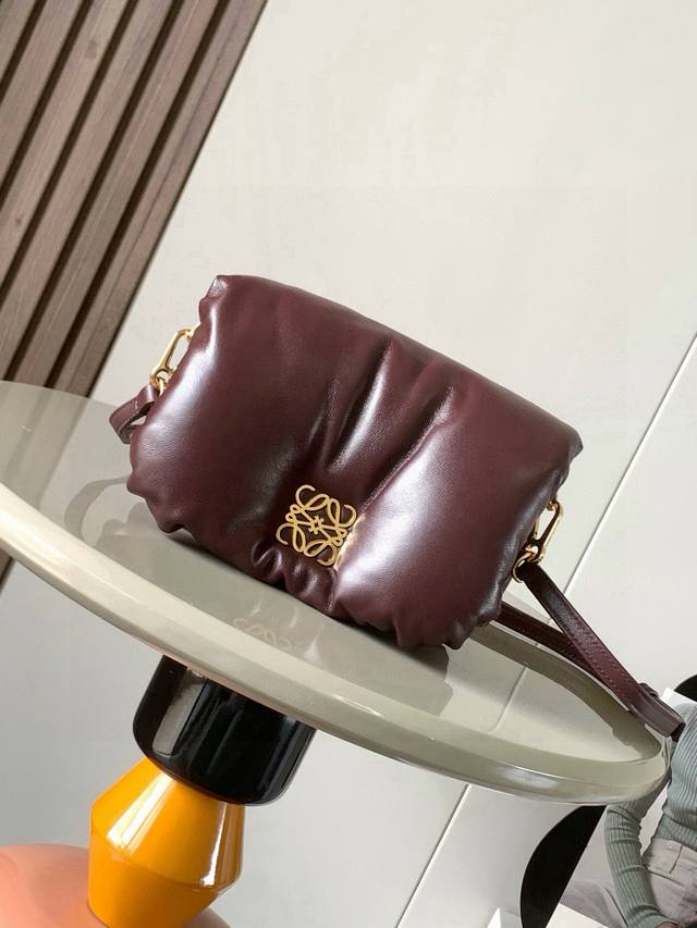 Original leather Mini shiny nappa leather puffer Goya handbag puffer Goya is ins