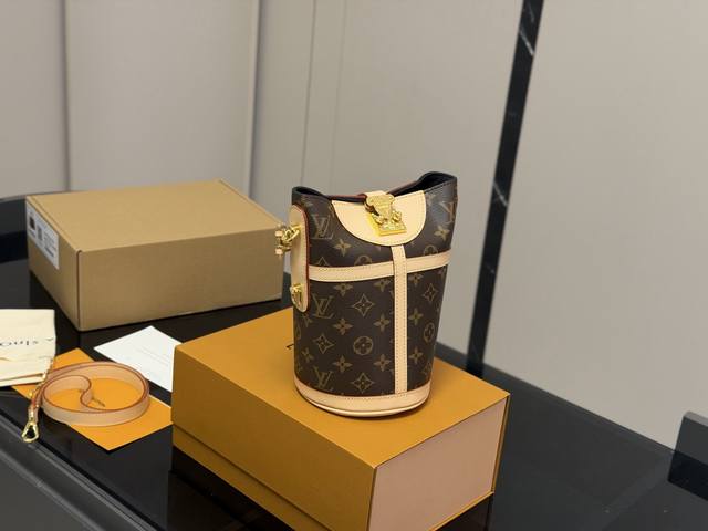 Heavy Duty! ! ! Lv Duffle French Fries Bag! Original Hardware! Top-Grade Color-