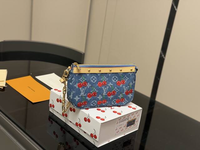With folding boxSize: 21.12Cm Lv New hit mahjongDebut at the peakMahjong bag wit