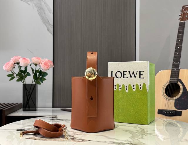 Comes with a gift box Loewe Fortune Bucket The king of commuter bags, I don't t