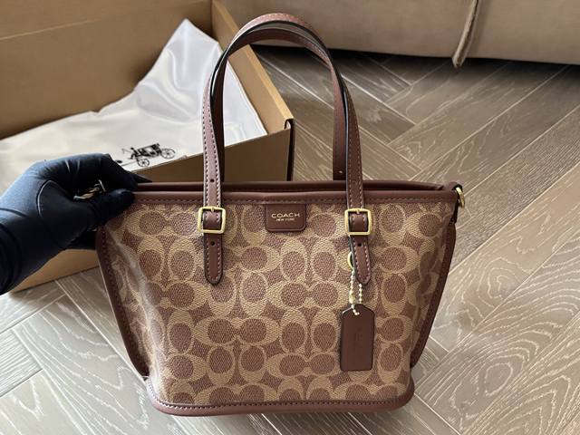 Who knows the tea content of this pastoral pure girl~ Carrying this bag is like
