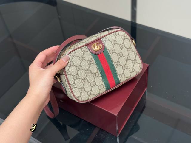 with folding box Size: 19*13Cm Gucci Ophidia camera bag Classic color, super cu