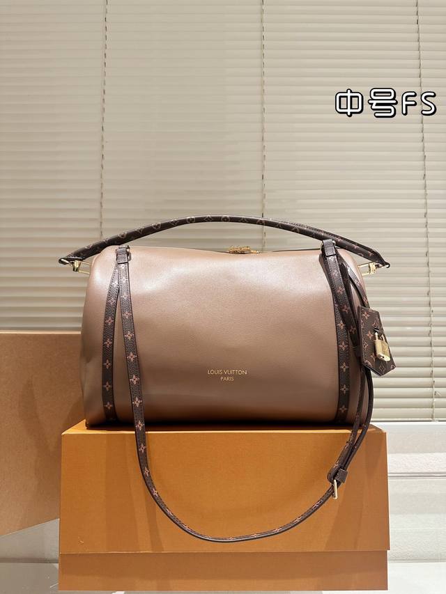 Cowhide leather version Lv Louis Vuitton