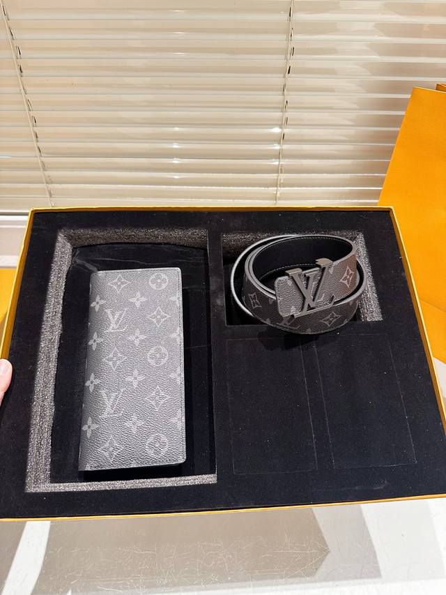 Original wallet belt with gift box High version! LV leather belt ~ popular unis