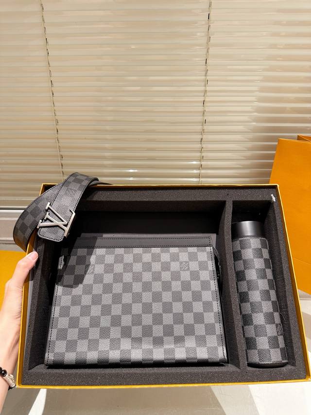 High-end gift box A must-have for your boyfriend! It's so high-end! Bucket-heig