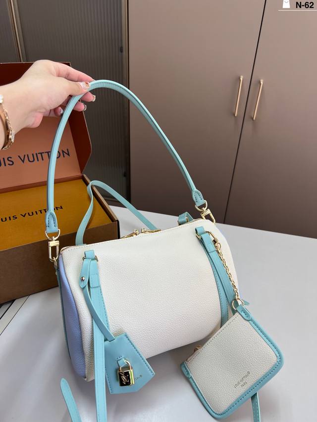 Chip version Lv Speedy25Trunk pillow bag Exquisite, beautiful, advanced and ele