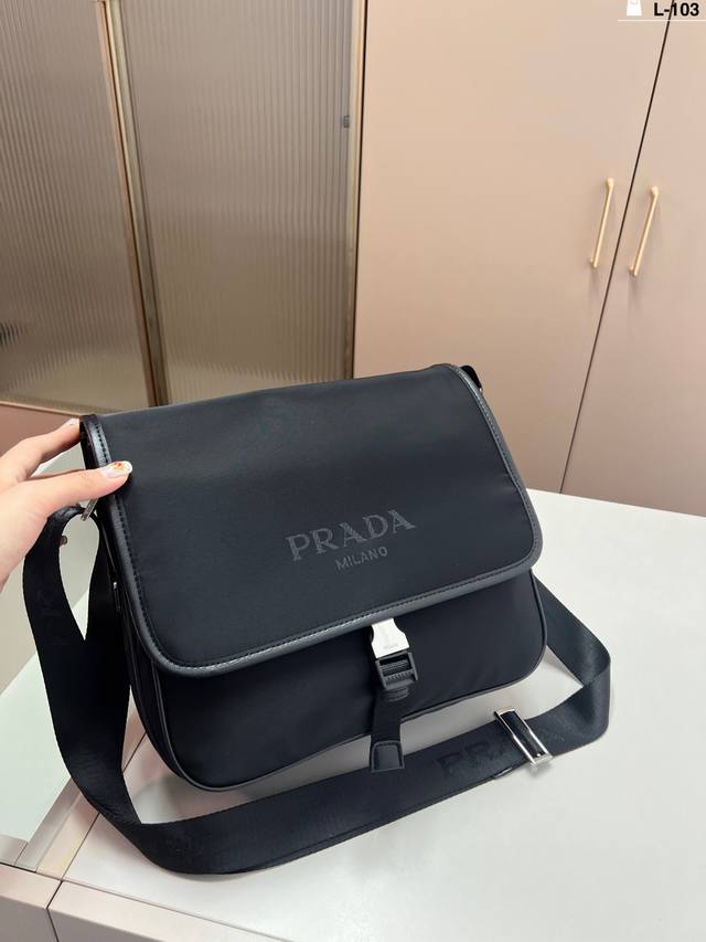 prada Prada messenger bag crossbody bag a must-have for boys and girls! Beautifu