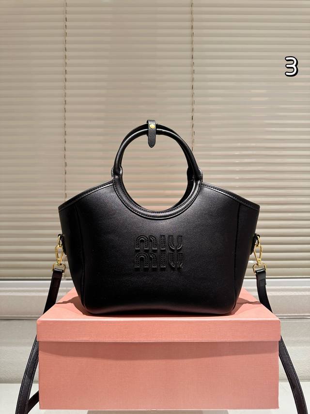 Miumiu's new limited edition is crazy Miumiu's Japanese limited edition is crazy