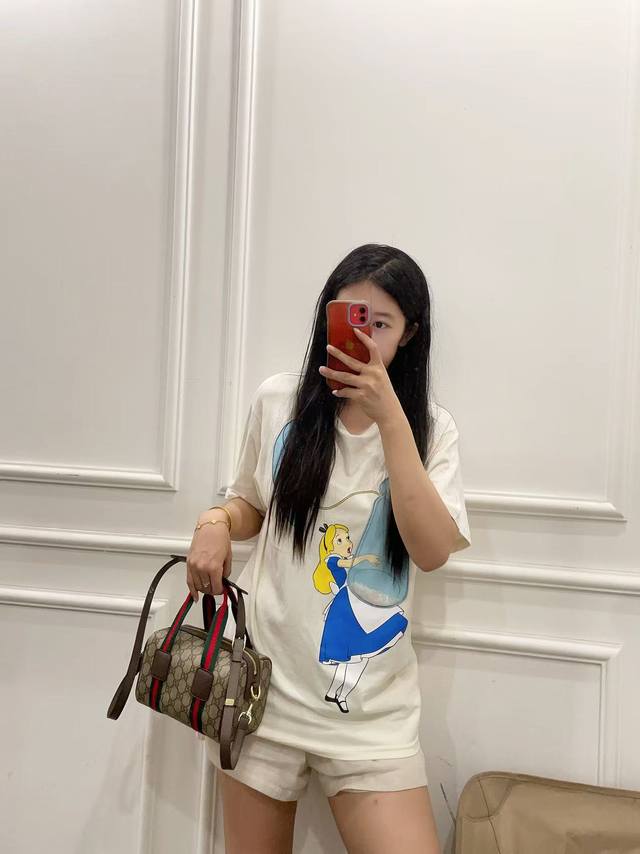 Cool Gucci Boston Pillow BagVery cool and versatile fashionAny combination can b