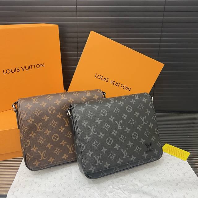 Louisvuitton District Lv Flap Messenger Bag Men's Crossbody Bag Actual Photo Ori