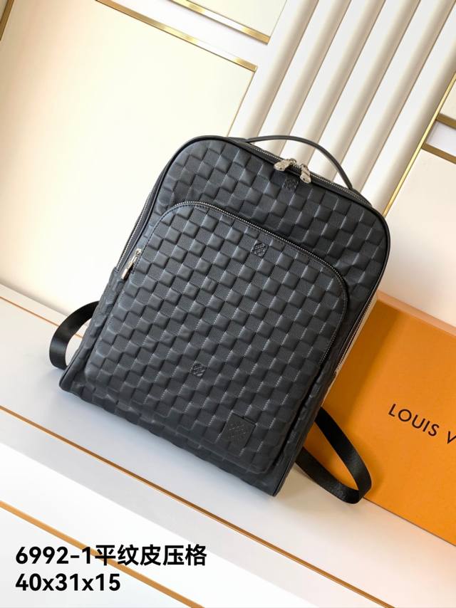 Backpack Model: 6092-1 Plain Leather Embossed Avenue. Damier Lnfini leather fea