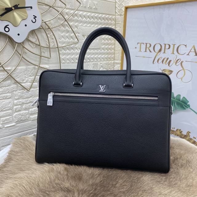 Top-notch original quality! Exclusive, premium Lv Louis original from Italy, ma