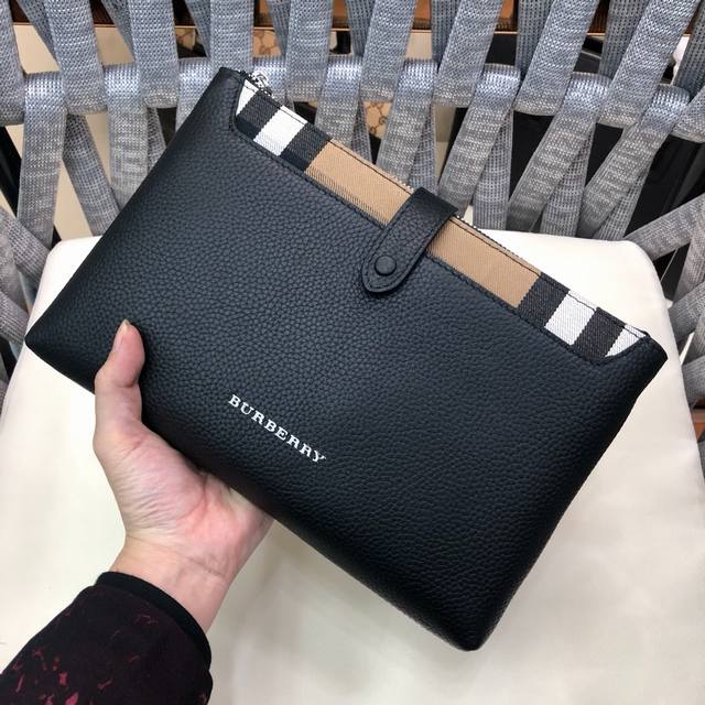 The latest hot-selling B-brand imported leather men's wallet, practical, is now