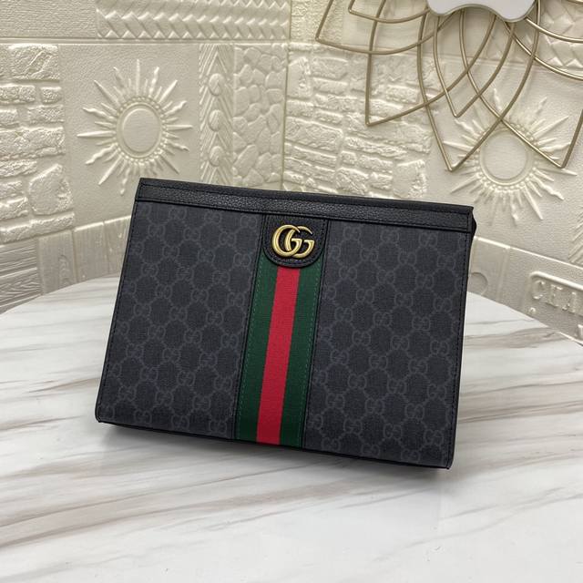 G's latest hot-selling men's handbag, made of high-quality imported scalp leathe