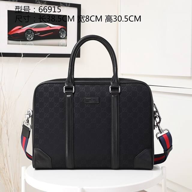 Gucci's new men's briefcase, released simultaneously with the store, looks amazi